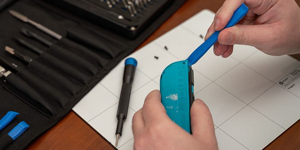 iFixit Magnetic Project Mat i bruk